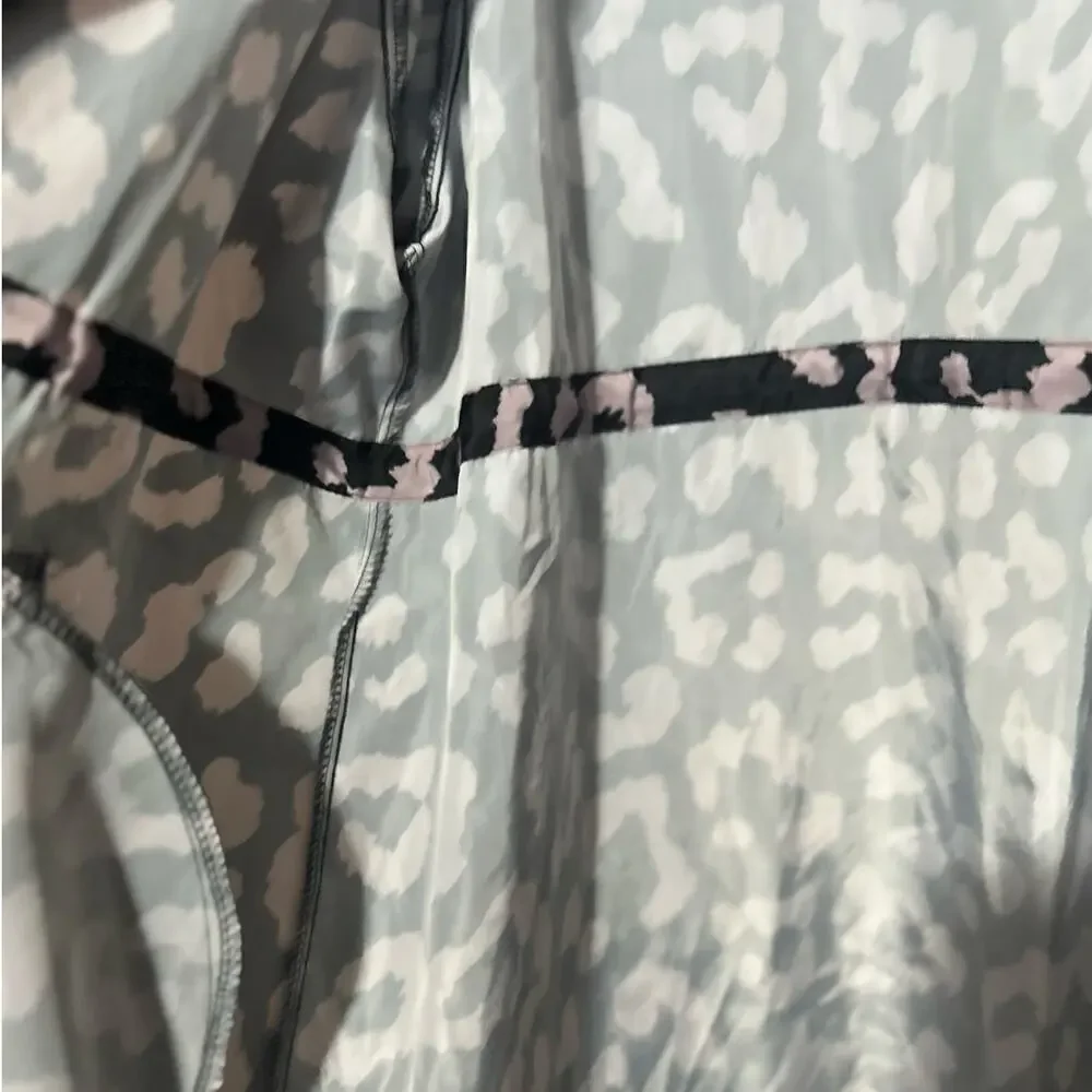 Emery Rose Black Pink Animal Print‎ Lightweight Hooded Windbreaker Size 4XL